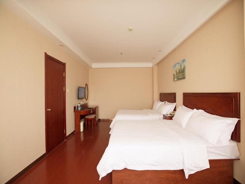 Greentree Inn Hainan Haikou East Train Station East Fengxiang Road Business Hotel Exterior photo